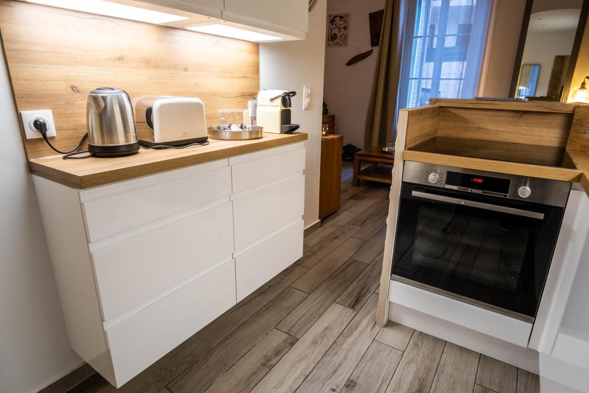 Appartement Tres Cosy Avec Cour Cannes Exterior photo